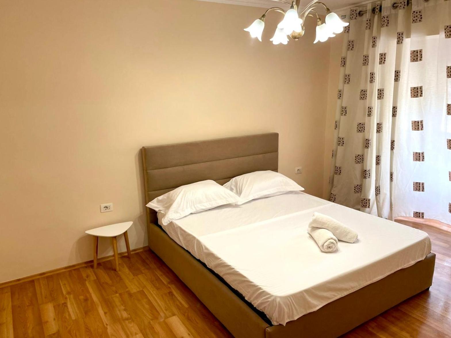 Skanderbeg Square Apartment 02 Tirana Exterior foto